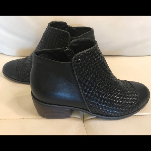 Shoe the Bear Black Ankle Boots - Picture 4 of 12